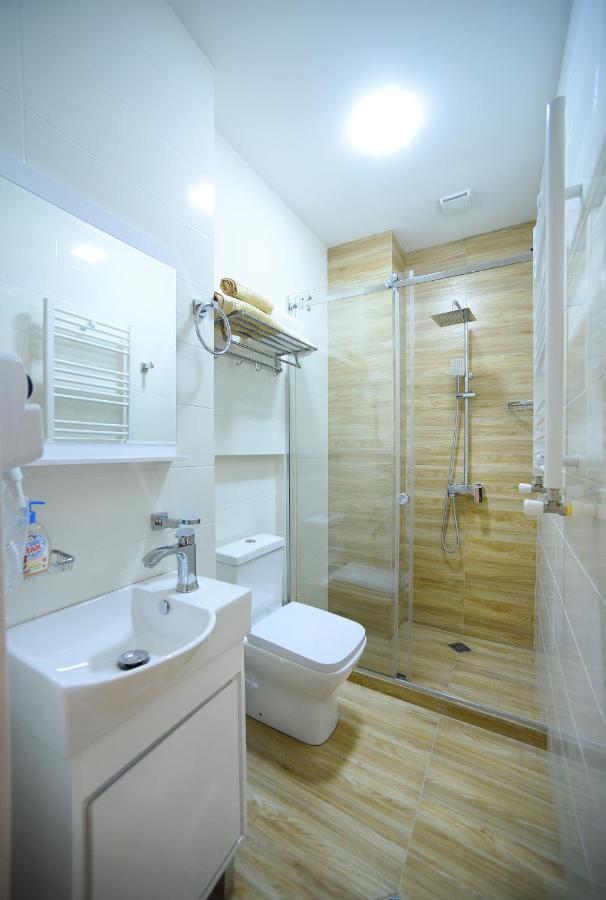 City Lux Hotel Tbilissi Extérieur photo
