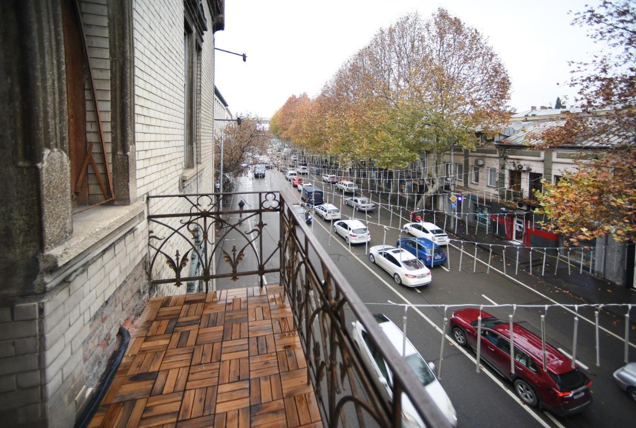 City Lux Hotel Tbilissi Extérieur photo