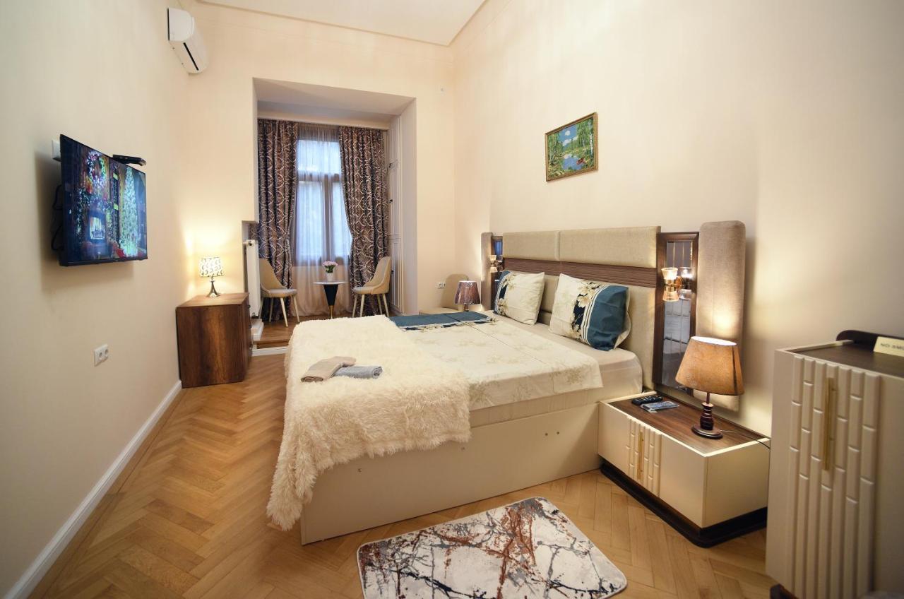 City Lux Hotel Tbilissi Extérieur photo