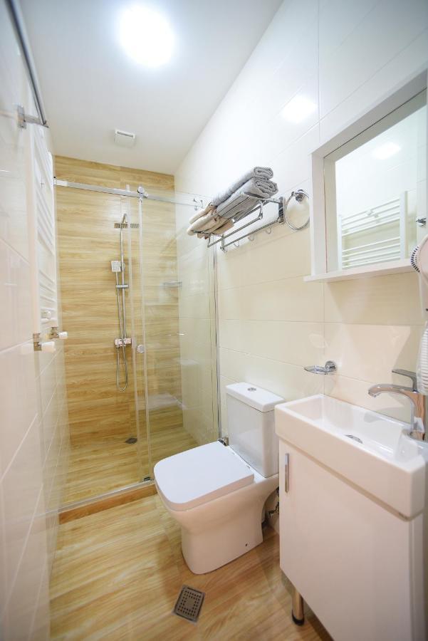 City Lux Hotel Tbilissi Extérieur photo