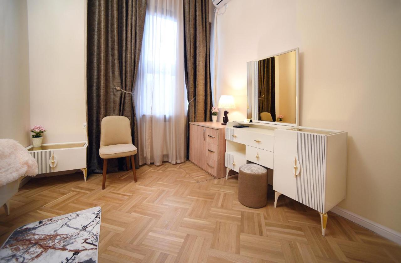 City Lux Hotel Tbilissi Extérieur photo